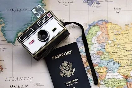 How-to-Travel-the-World-and-Make-Money-e1714564144905