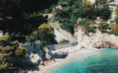 10 Exceptional Beaches On The French Riviera